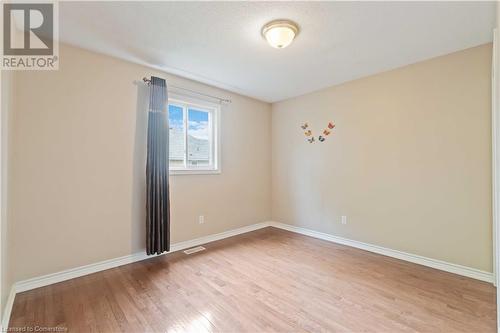 112 Stone Church Road W, Hamilton, ON - Indoor Photo Showing Other Room