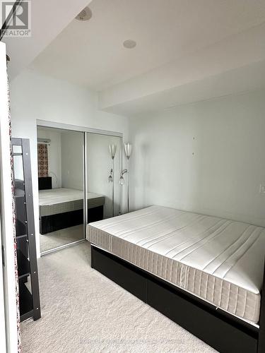 4507 - 832 Bay Street, Toronto, ON - Indoor Photo Showing Bedroom