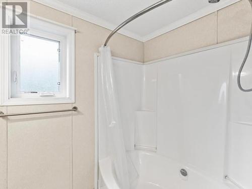 24 Sawmill Road, Teslin, YT - Indoor Photo Showing Bathroom