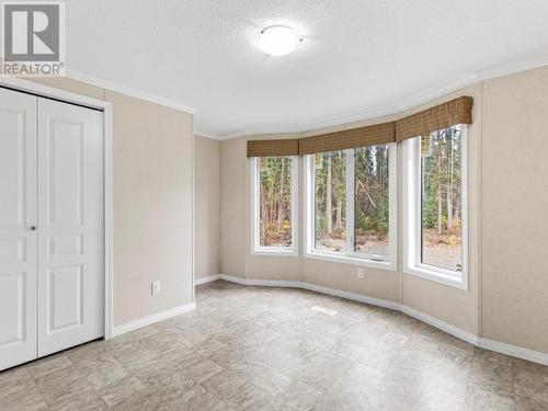 24 Sawmill Road, Teslin, YT - Indoor Photo Showing Other Room