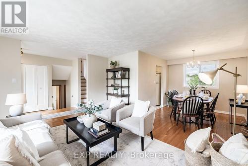 902 Curtis Crescent, Cobourg, ON - Indoor Photo Showing Living Room