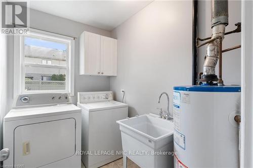 15 George Road, Fort Erie, ON - Indoor Photo Showing Laundry Room