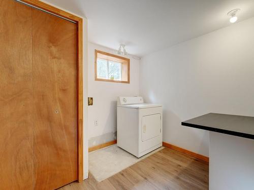 Laundry room - 18 Av. Conrad-Gamache, Saint-Paul-De-L'Île-Aux-Noix, QC - Indoor Photo Showing Laundry Room