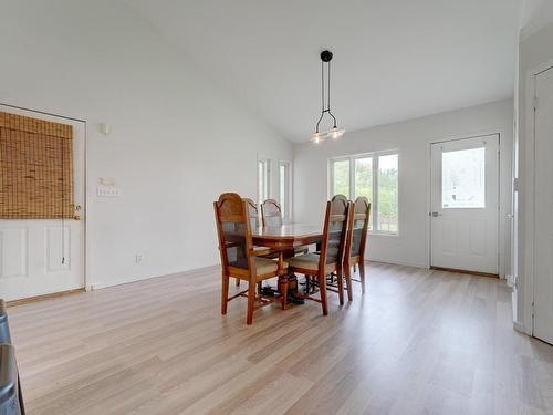 Dining room - 18 Av. Conrad-Gamache, Saint-Paul-De-L'Île-Aux-Noix, QC - Indoor Photo Showing Dining Room