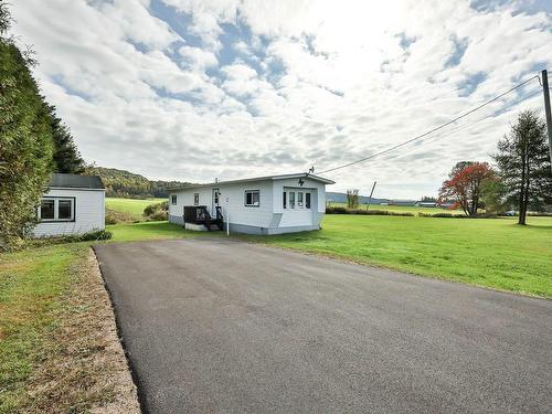 Exterior - 2 Ch. De La Mine, L'Ange-Gardien, QC - Outdoor