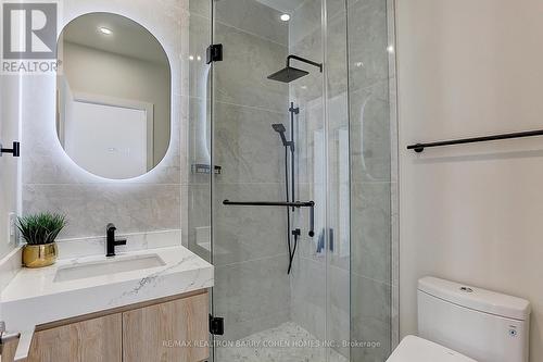 903 - 6 Parkwood Avenue, Toronto, ON - Indoor Photo Showing Bathroom