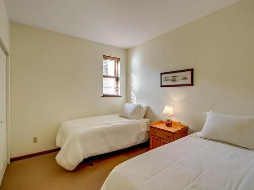 Bedroom - 2-107 Ch. De L'Érablière, Mont-Tremblant, QC - Indoor Photo Showing Bedroom