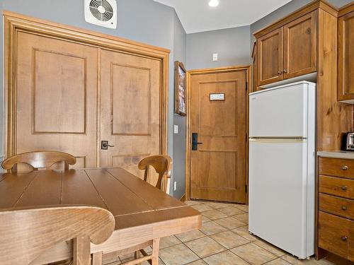 Kitchen - 413-2396 Rue Labelle, Mont-Tremblant, QC - Indoor