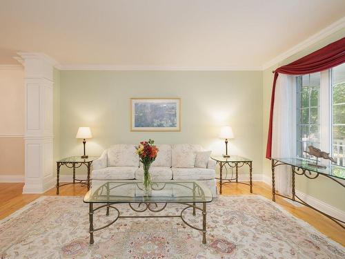 Living room - 1878 Rue Du Patrimoine, Saint-Lazare, QC - Indoor Photo Showing Living Room