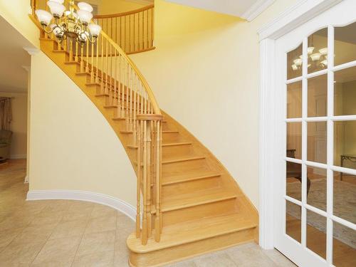 Staircase - 1878 Rue Du Patrimoine, Saint-Lazare, QC - Indoor Photo Showing Other Room