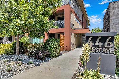 446 West Avenue Unit# 302, Kelowna, BC - Outdoor