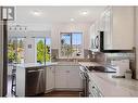 2089 Bowron Street, Kelowna, BC  - Indoor Photo Showing Kitchen 