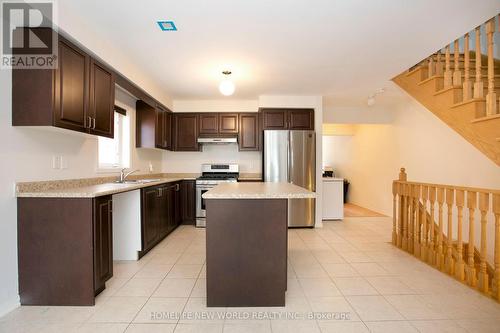 16 Eastern Skies Way, Markham, ON - Indoor Photo Showing Kitchen