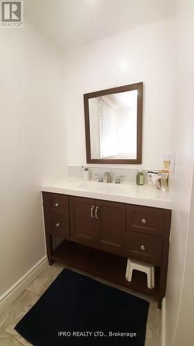 6 Carisbrooke Court, Brampton, ON - Indoor Photo Showing Bathroom