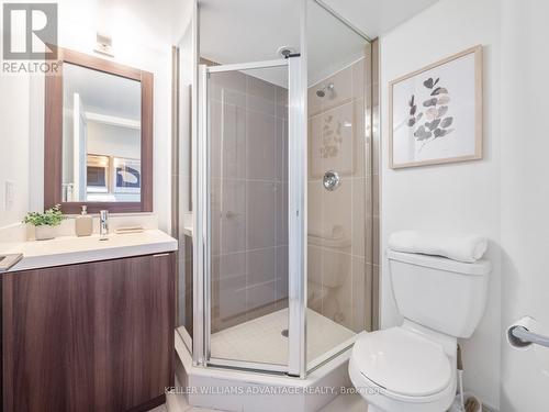 3004 - 7 Mabelle Avenue, Toronto, ON - Indoor Photo Showing Bathroom