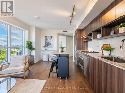 3004 - 7 Mabelle Avenue, Toronto, ON - Indoor Photo Showing Kitchen With Upgraded Kitchen