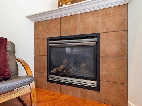 1799 White Blossom Way, Nanaimo, BC - Indoor Photo Showing Living Room With Fireplace