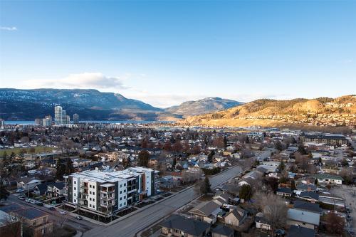 1702-1160 Bernard Avenue, Kelowna, BC - Outdoor With View