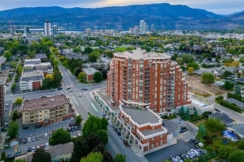 1702-1160 Bernard Avenue, Kelowna, BC - Outdoor With View