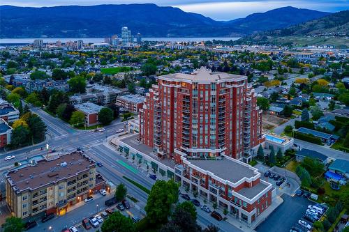 1702-1160 Bernard Avenue, Kelowna, BC - Outdoor With View