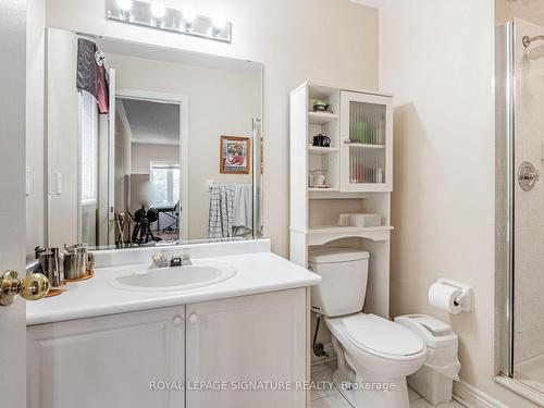 6 Boxwood Cres, Markham, ON - Indoor Photo Showing Bathroom