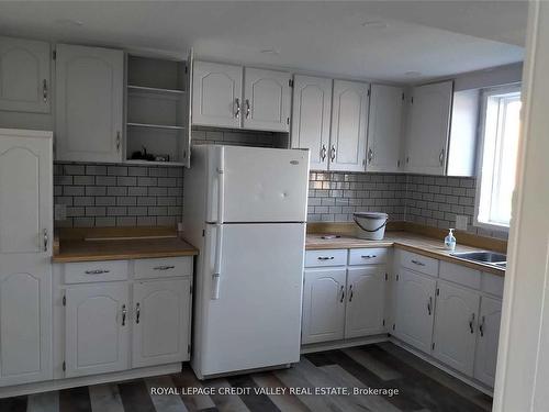 2 Bsmt-13 Major Oaks Dr, Brampton, ON - Indoor Photo Showing Kitchen