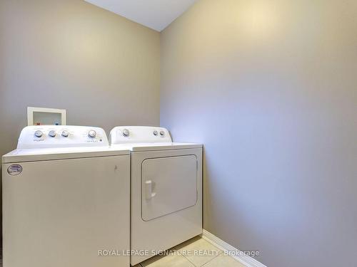 401 Leiterman Dr, Milton, ON - Indoor Photo Showing Laundry Room