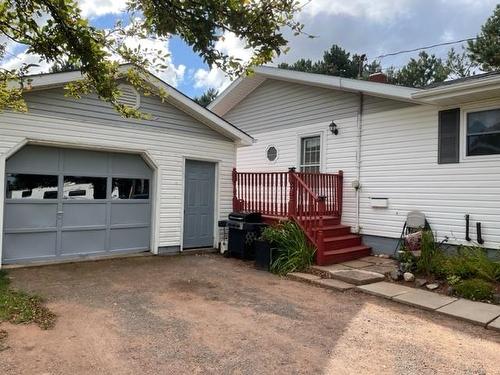 32 Main Drive, Miscouche, PE 