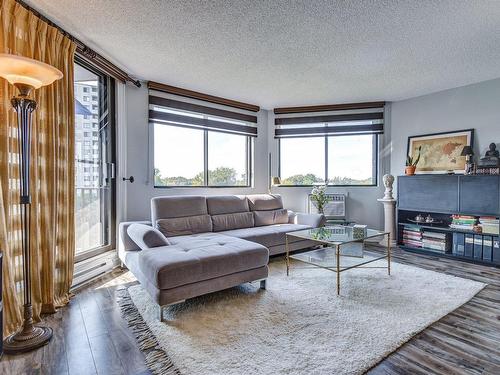 Living room - 404-2505 Av. Du Havre-Des-Îles, Laval (Chomedey), QC 