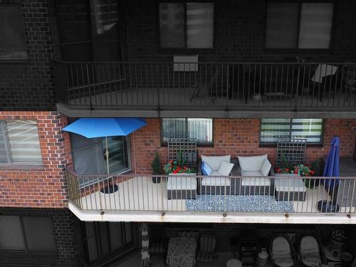 Patio - 404-2505 Av. Du Havre-Des-Îles, Laval (Chomedey), QC 