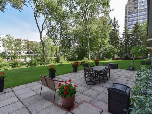 Garden - 404-2505 Av. Du Havre-Des-Îles, Laval (Chomedey), QC 