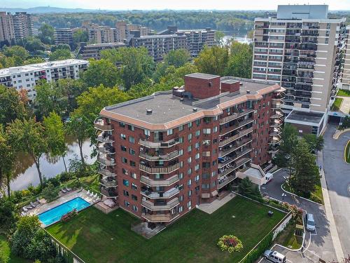 Photo aÃ©rienne - 404-2505 Av. Du Havre-Des-Îles, Laval (Chomedey), QC 