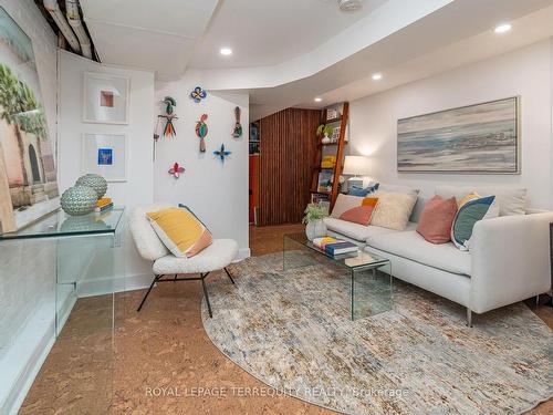 157 Claremont St, Toronto, ON - Indoor Photo Showing Living Room