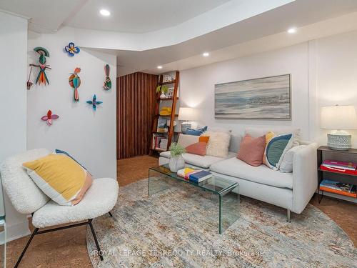 157 Claremont St, Toronto, ON - Indoor Photo Showing Living Room