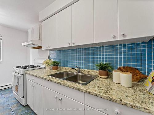 16-20 Hainford St, Toronto, ON - Indoor Photo Showing Kitchen With Double Sink