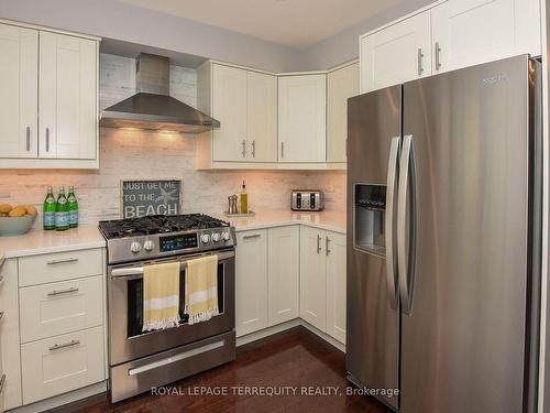 59-4635 Regents Terr, Mississauga, ON - Indoor Photo Showing Kitchen With Stainless Steel Kitchen