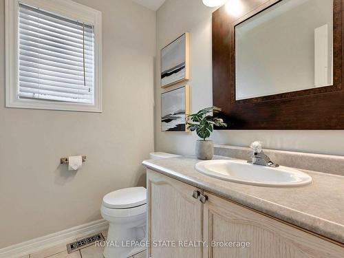 162 Silverlace Circ, Hamilton, ON - Indoor Photo Showing Bathroom