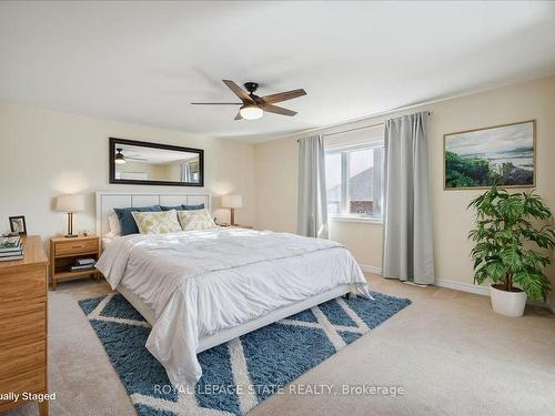 232 Raymond Rd, Hamilton, ON - Indoor Photo Showing Bedroom