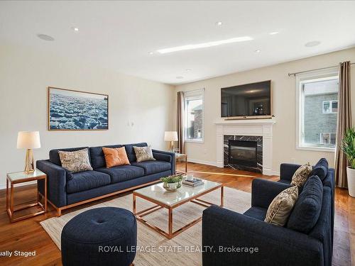 232 Raymond Rd, Hamilton, ON - Indoor Photo Showing Living Room With Fireplace