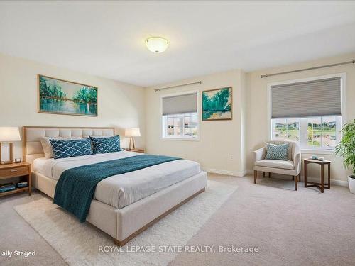 232 Raymond Rd, Hamilton, ON - Indoor Photo Showing Bedroom