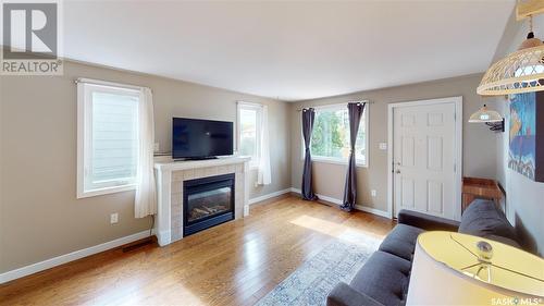 1253 Forget Street, Regina, SK - Indoor Photo Showing Living Room With Fireplace