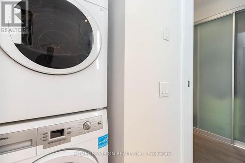 1008 - 38 Stewart Street, Toronto, ON - Indoor Photo Showing Laundry Room