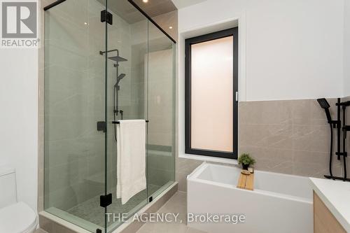 43 Rusholme Road, Toronto, ON - Indoor Photo Showing Bathroom