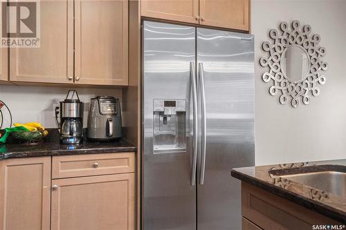 4 115 Veltkamp Crescent, Saskatoon, SK - Indoor Photo Showing Kitchen