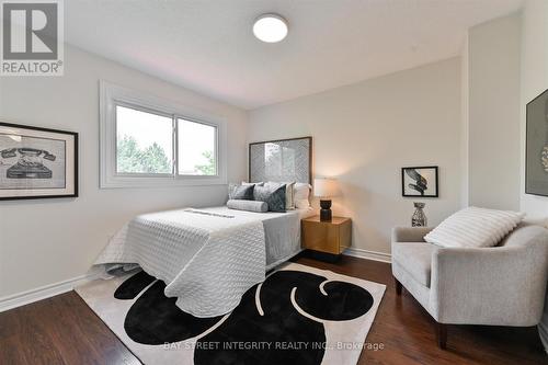 7316 Corrine Crescent, Mississauga, ON - Indoor Photo Showing Bedroom