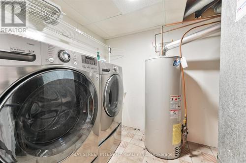 7316 Corrine Crescent, Mississauga, ON - Indoor Photo Showing Laundry Room