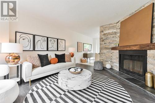 7316 Corrine Crescent, Mississauga, ON - Indoor Photo Showing Living Room With Fireplace