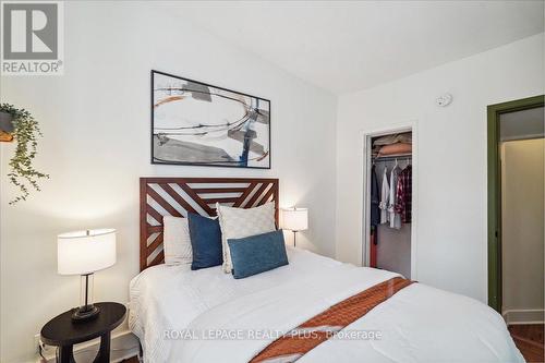 224 Annette Street, Toronto, ON - Indoor Photo Showing Bedroom