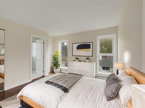 404-445 Cook St, Victoria, BC - Indoor Photo Showing Bedroom