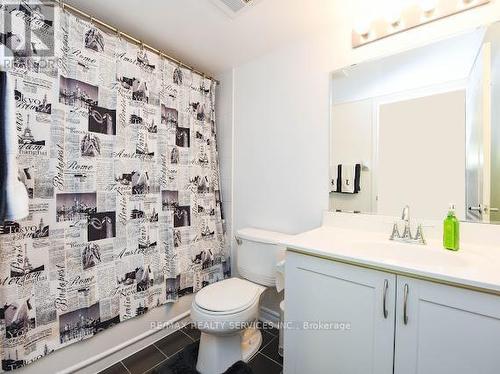 405 - 4080 Living Arts Drive, Mississauga, ON - Indoor Photo Showing Bathroom